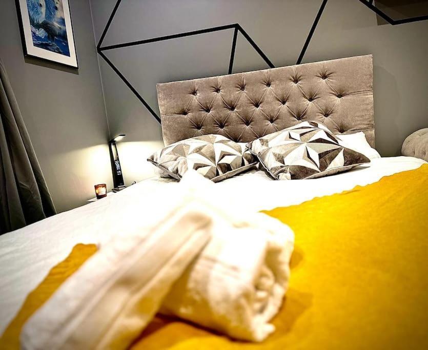 Stunning Luxury Croydon Apartment Gatwick Airport Close Purley Zewnętrze zdjęcie