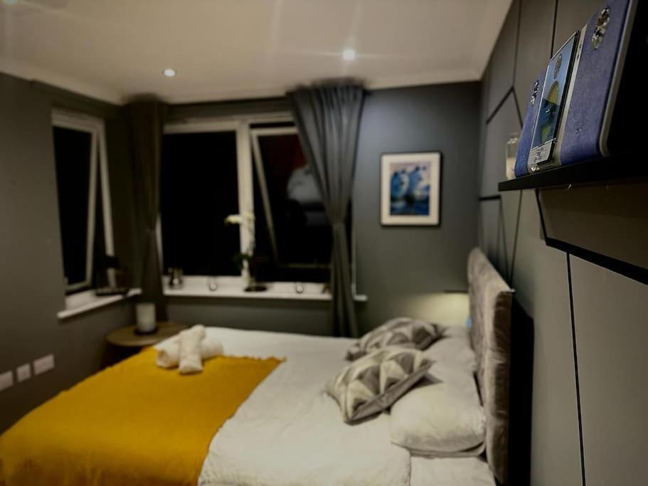 Stunning Luxury Croydon Apartment Gatwick Airport Close Purley Zewnętrze zdjęcie
