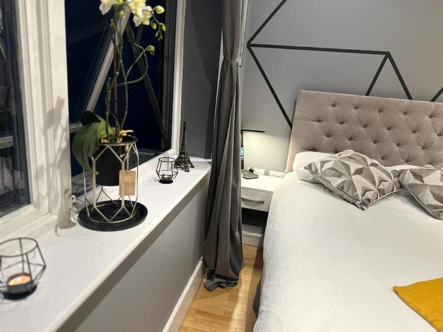 Stunning Luxury Croydon Apartment Gatwick Airport Close Purley Zewnętrze zdjęcie